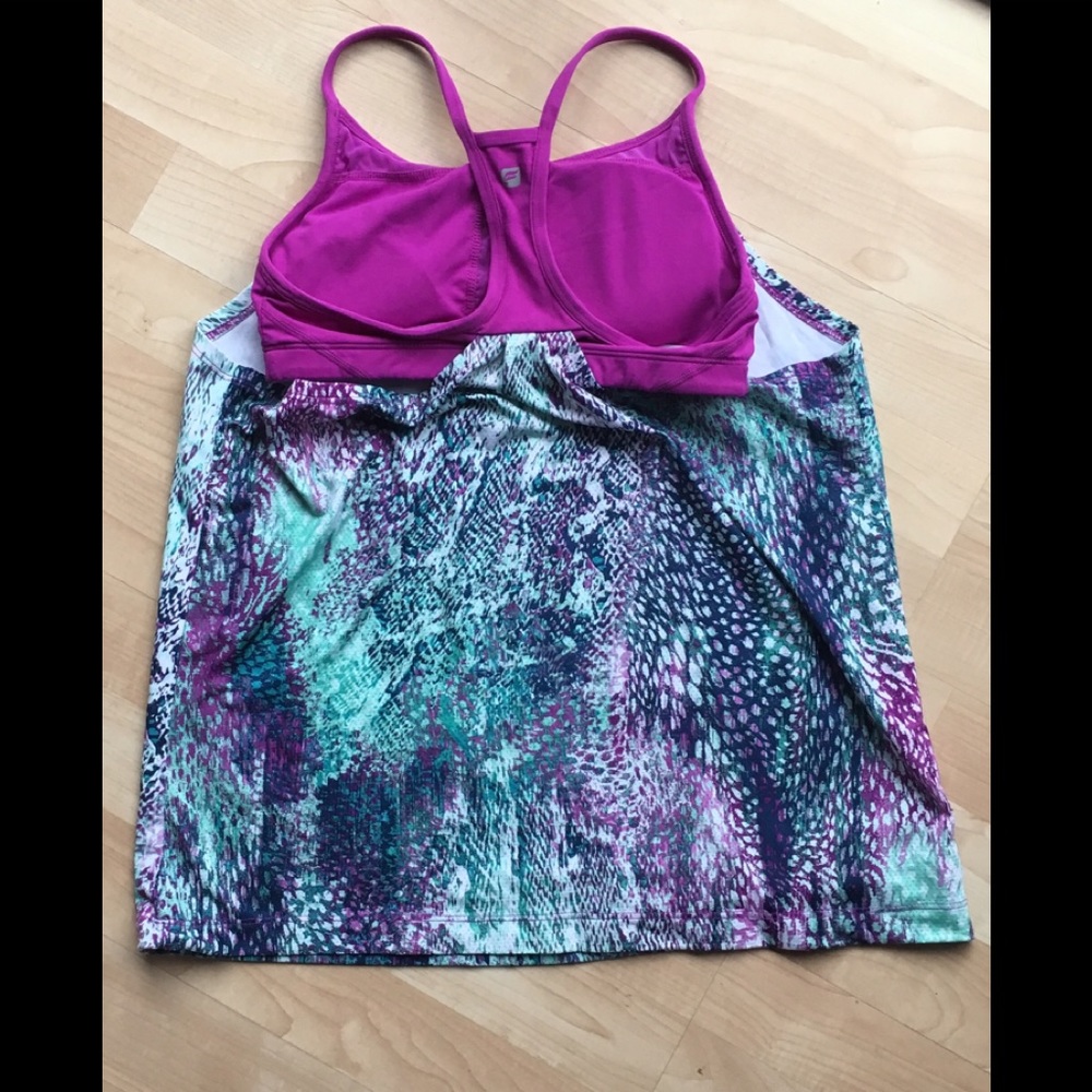 Fabletics Workout Top - Picture 2 of 8